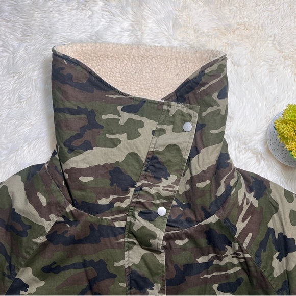 UNIF Sherpa Lined Bomber Jacket size M - Picture 8 of 12